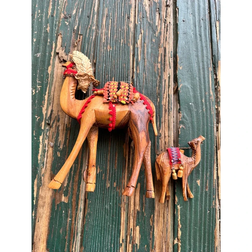 Vintage Hand Carved Olive Wood Camel Set‎ Figurines Middle Eastern Folk Art 2pc